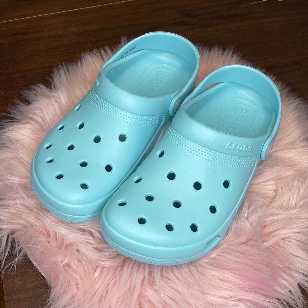 Light blue crocs Never Worn!!!
